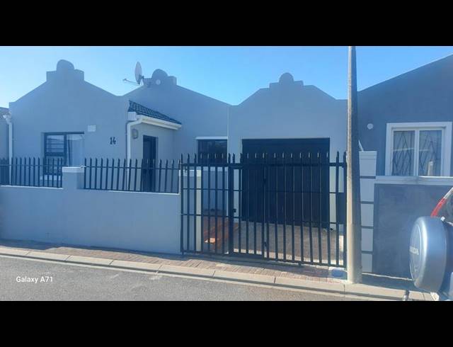 2 BEDROOM PROPERTY TO RENT IN ZEEKOEIVLEI